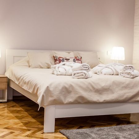 Apartmani Studio Nagybecskerek Kültér fotó